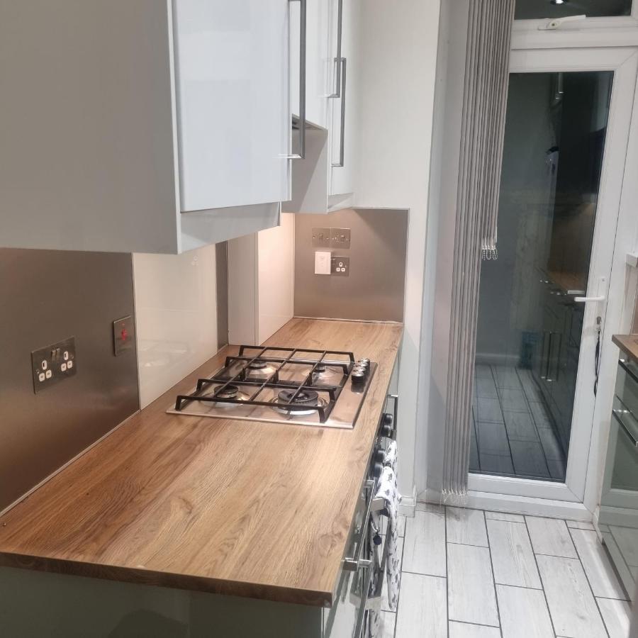 Spacious Private Room In Vibrant South London Thornton Heath Екстериор снимка
